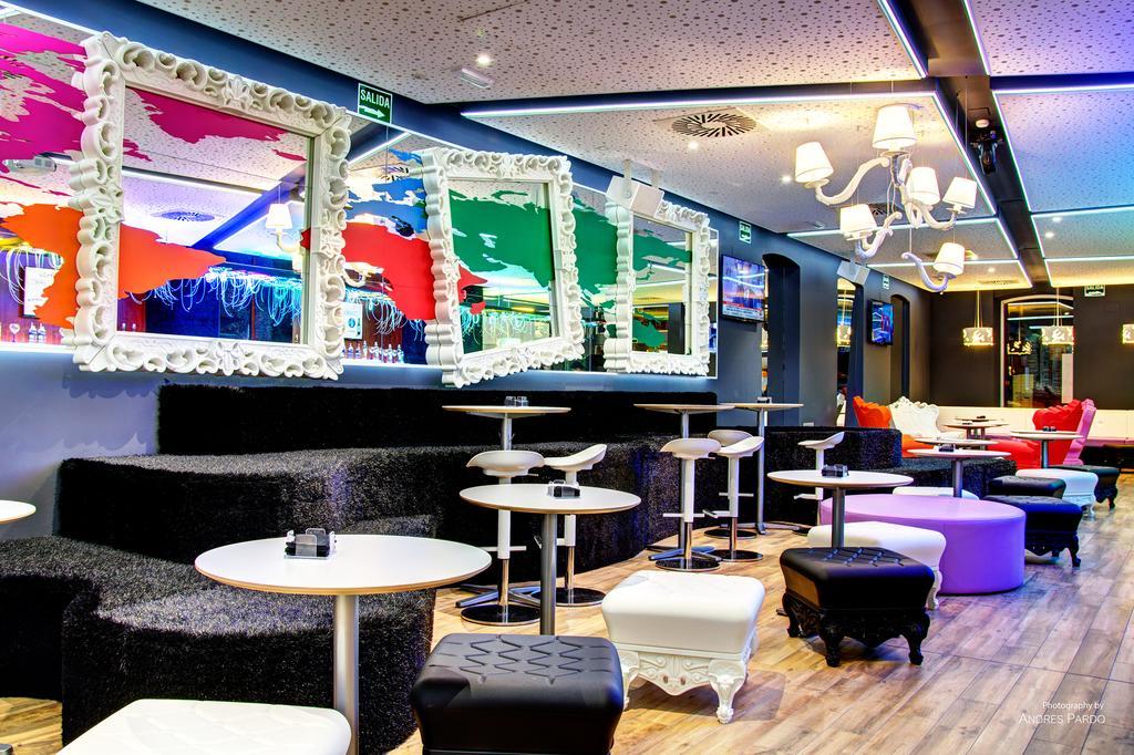 Urban Youth Hostal
